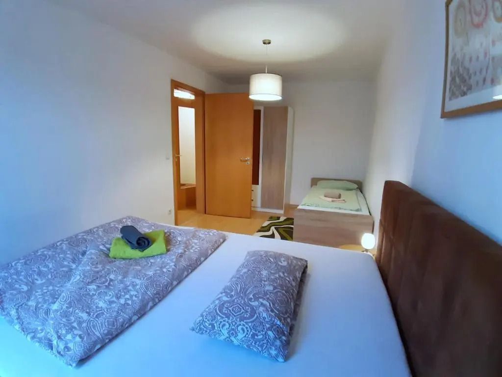 Lea-Apartment, 2 Raum, Balkon Tg Zentral Am Park