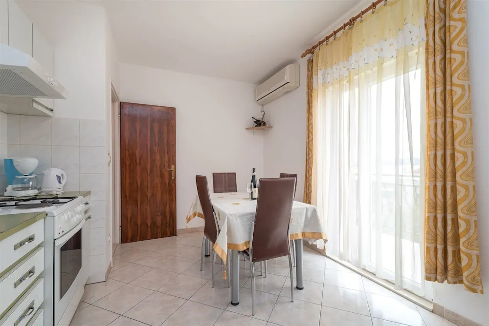 Apartments Jozo