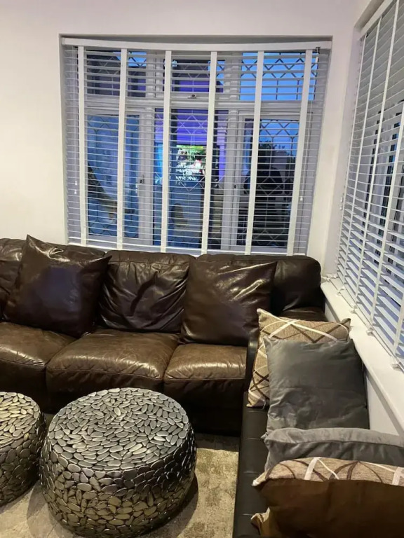 Charming 3-bed Apartment in London