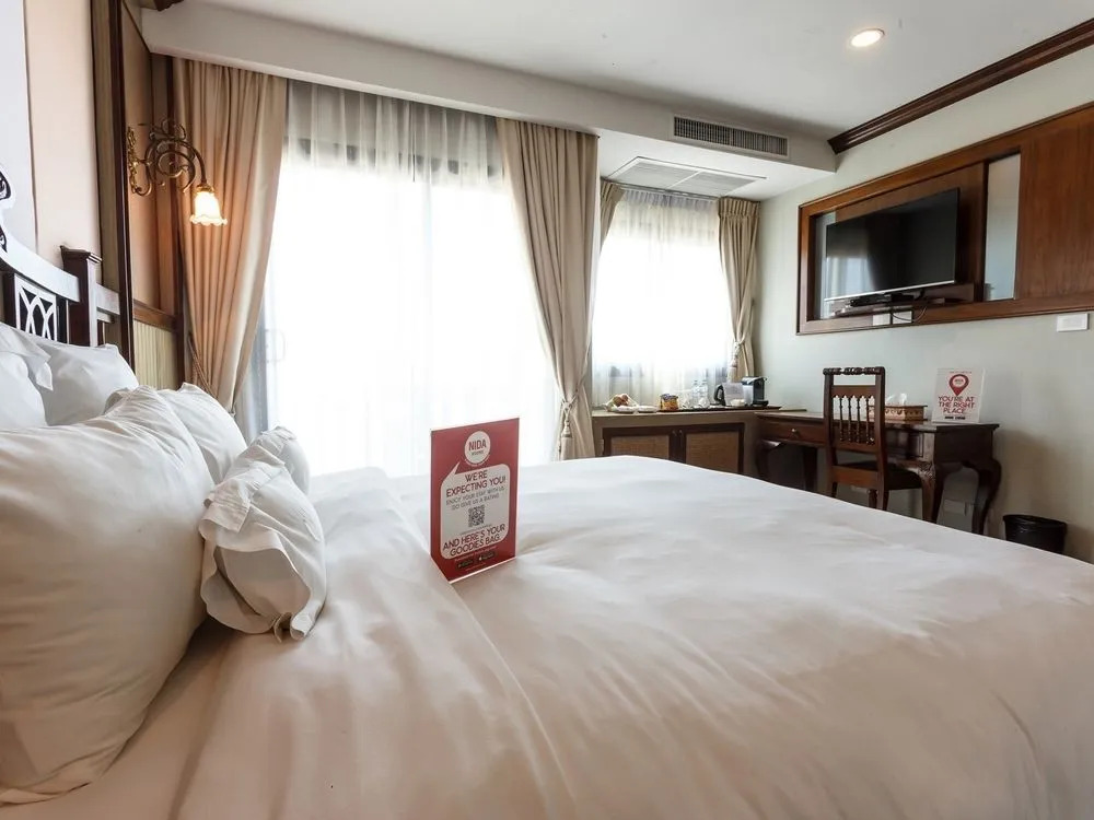 Nida Rooms Arak Walking Street Hotel