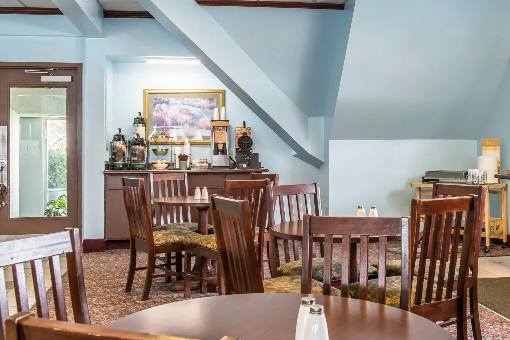 Rodeway Inn Brookville
