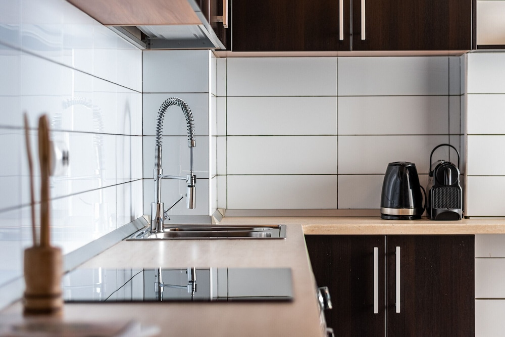New Unirii Apartments by Olala Homes