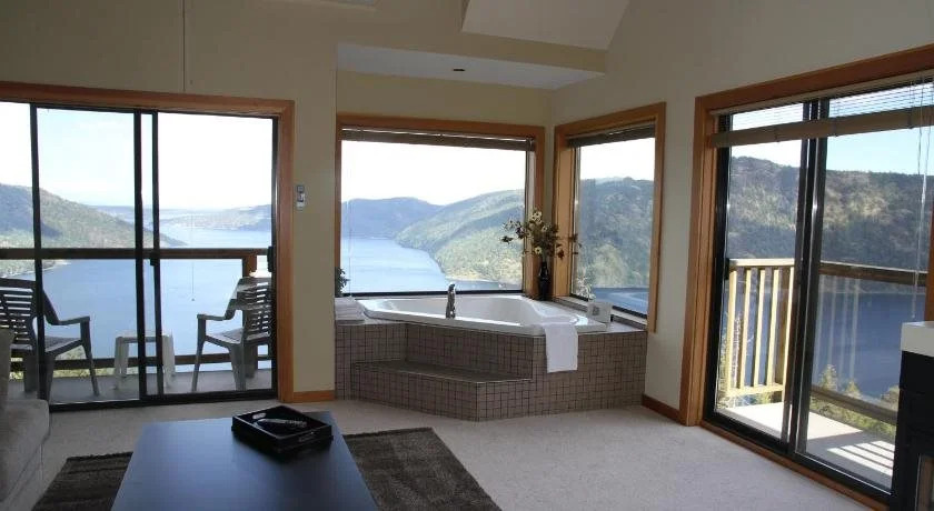 Moon Water Lodge