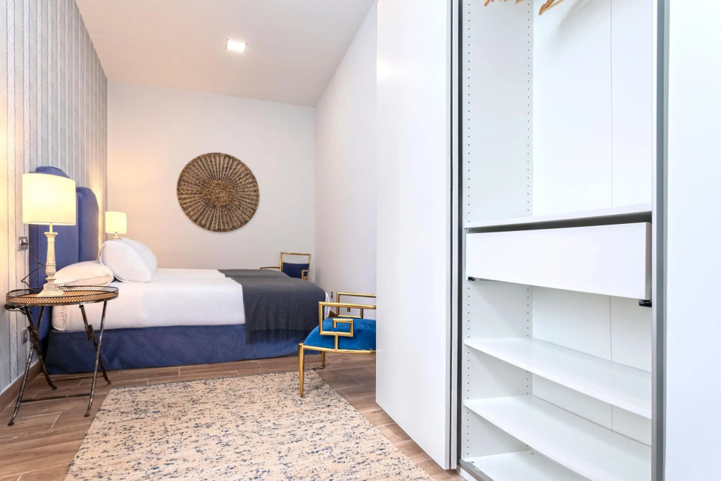 Modern 1 BD Apartment in the City Center Recaredo VII