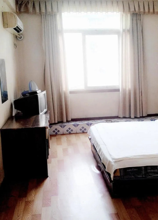 Huangting Hotel
