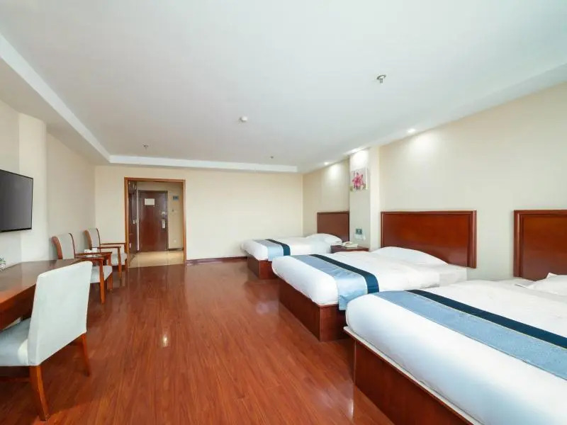 GreenTree Inn Suzhou Shengze Bus Station Business Hotel