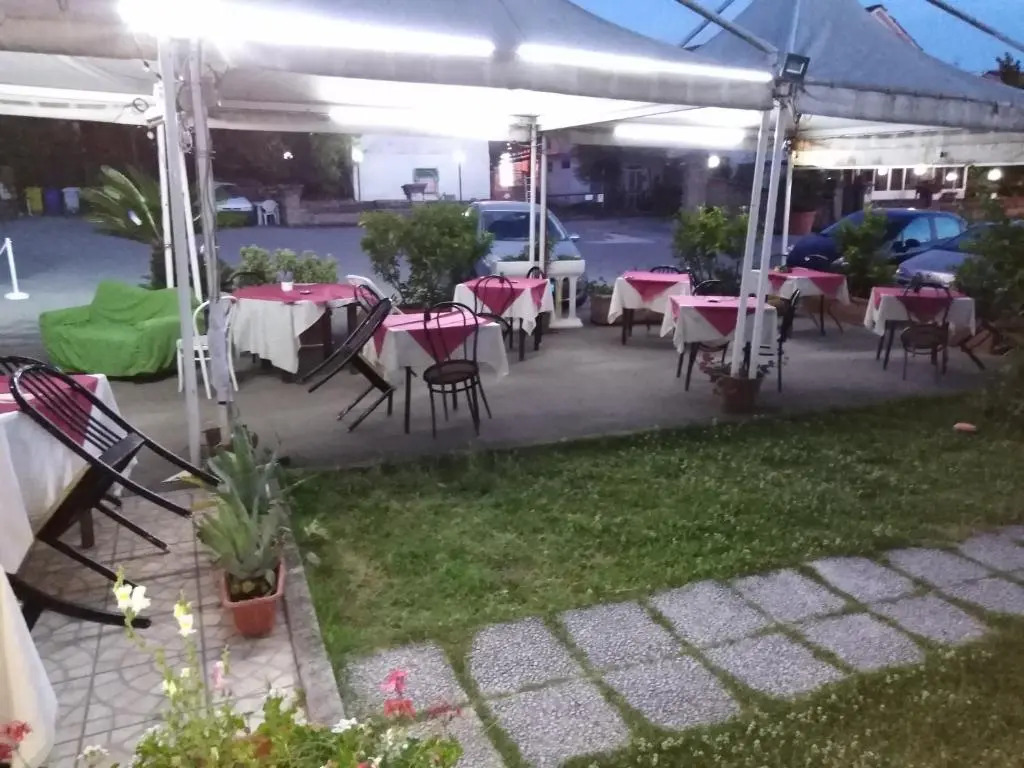 Hotel La Carina