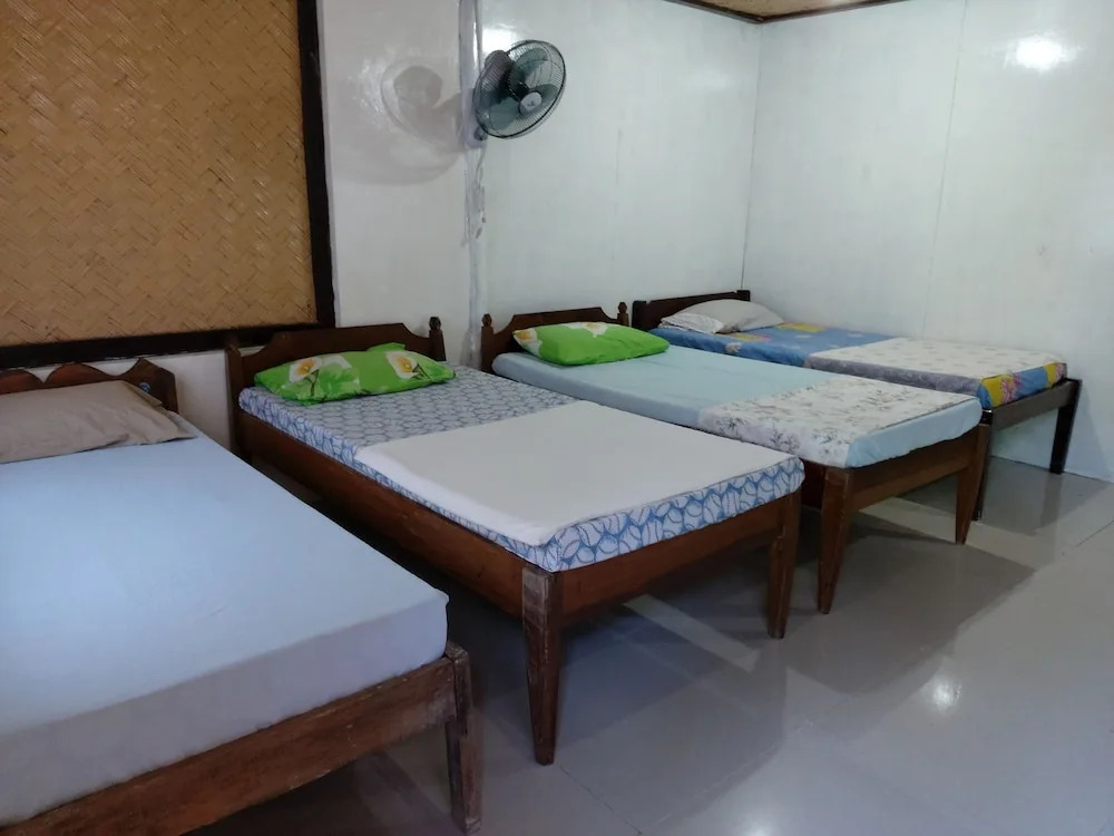 Lugadia Beach Cottages