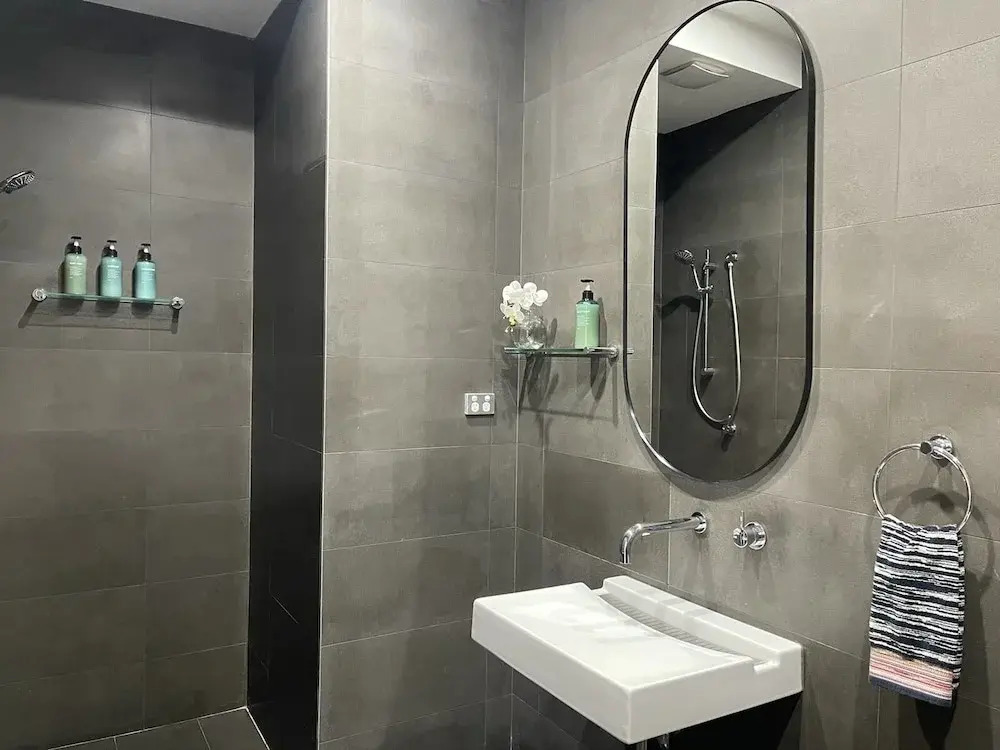 Kozyguru | Botany | 3 Bedroom Designer Holiday Apt