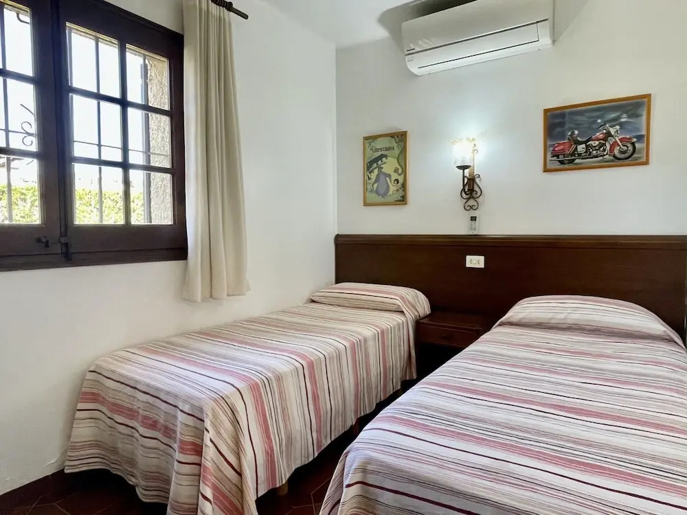 3 Bedroom Holiday Home Near the Beach