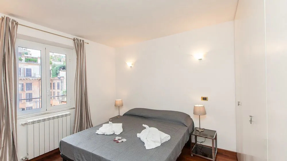 Rental in Rome Navona Penthouse