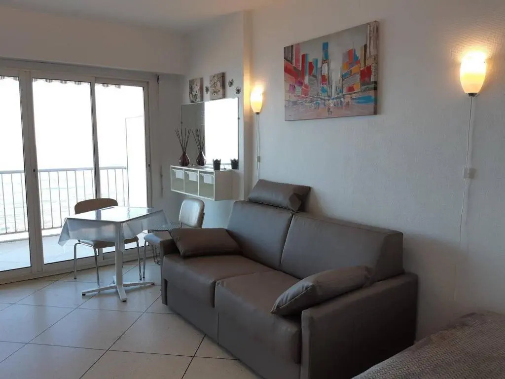 Appartement Le Lavandou, 1 pièce, 3 personnes - FR-1-308-43