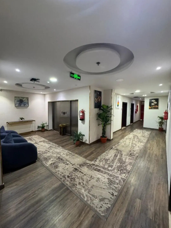 Rose Land Hotel