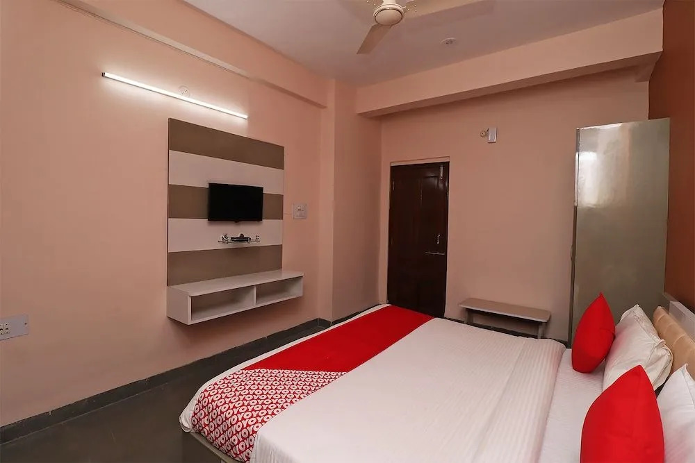 OYO 26864 Affinity Palace