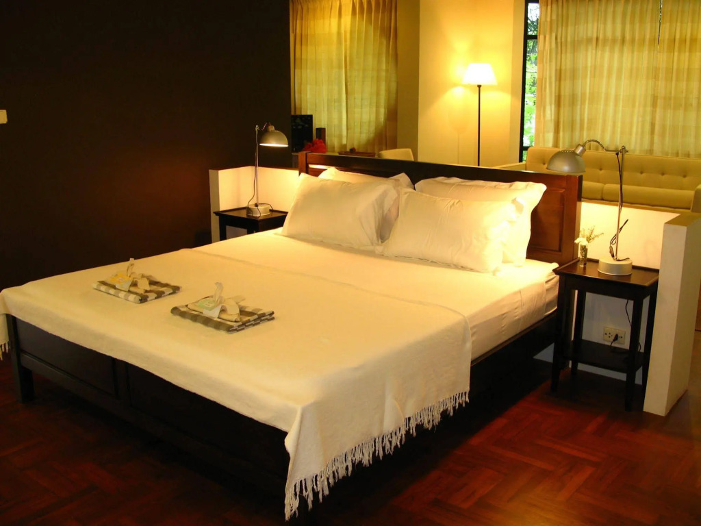 NT Place Sukhumvit Suites