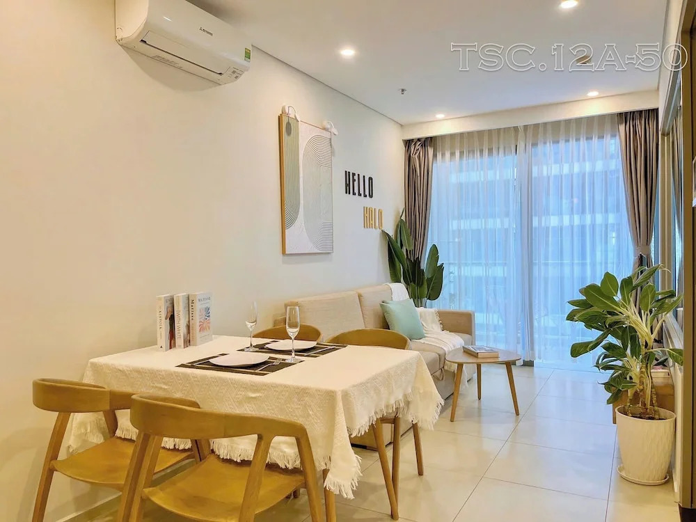 Gạos Homestay - The Song