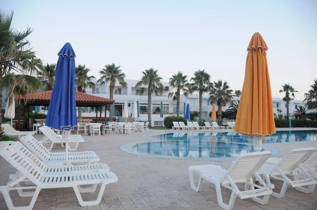 Irina Beach Hotel