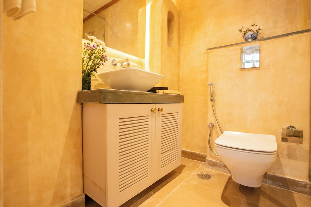 ELIVAAS Vacasa 5BHK PetFriendly & Pool