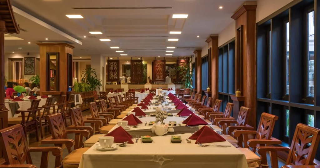 Angkor Miracle Reflection Club