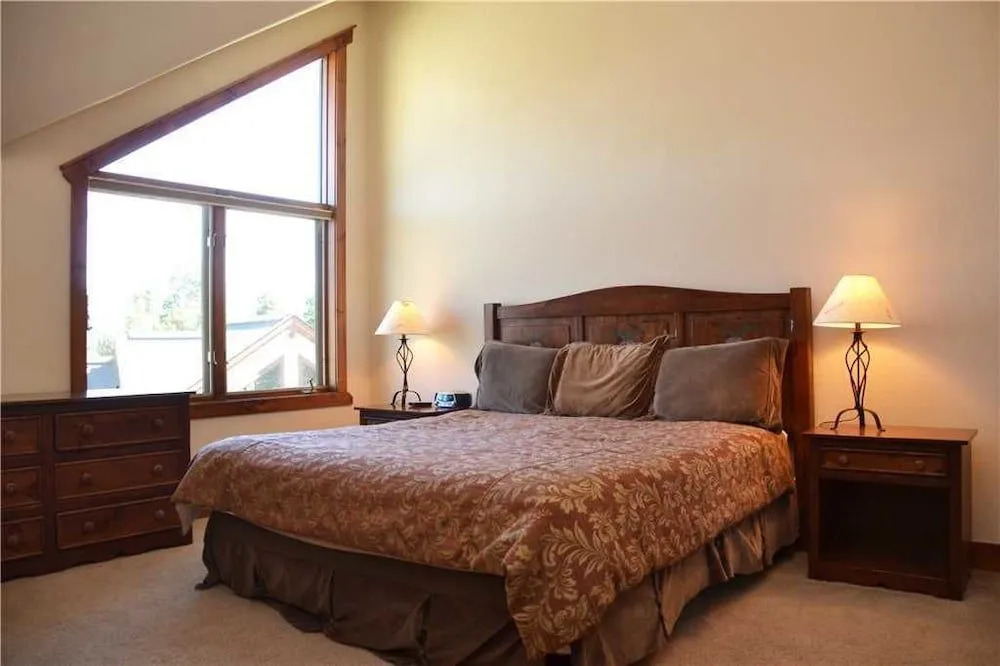 Saddlewood Townhomes Unit B71 by RedAwning
