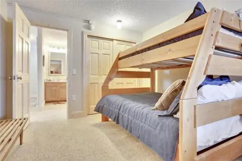 Skiwatch 102 - 2 Br Condo