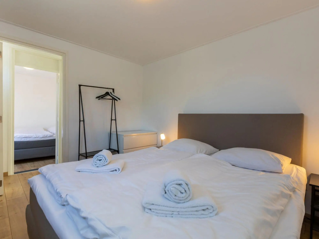 Holiday Home near Veerse Meer Lake Wolphaartsdijk