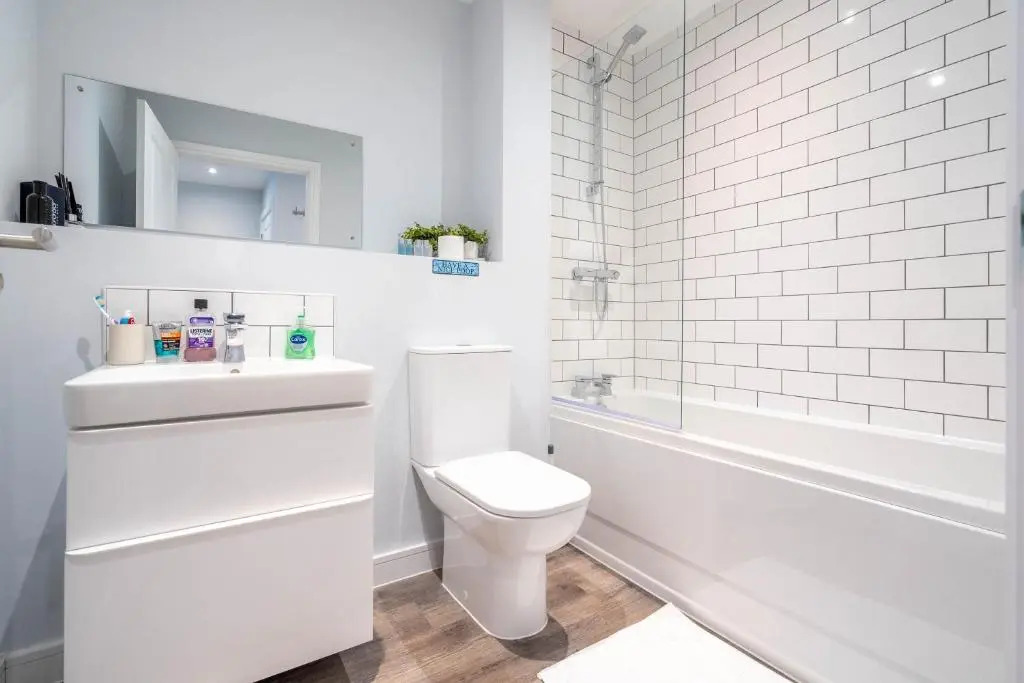 MAEVELA Apartments - ULTRA High-End New Build Apartment ✪ City Centre, Digbeth ✓ With JULIET BALCONY - ROOFTOP TERRACE - PS4 & Smart TV's