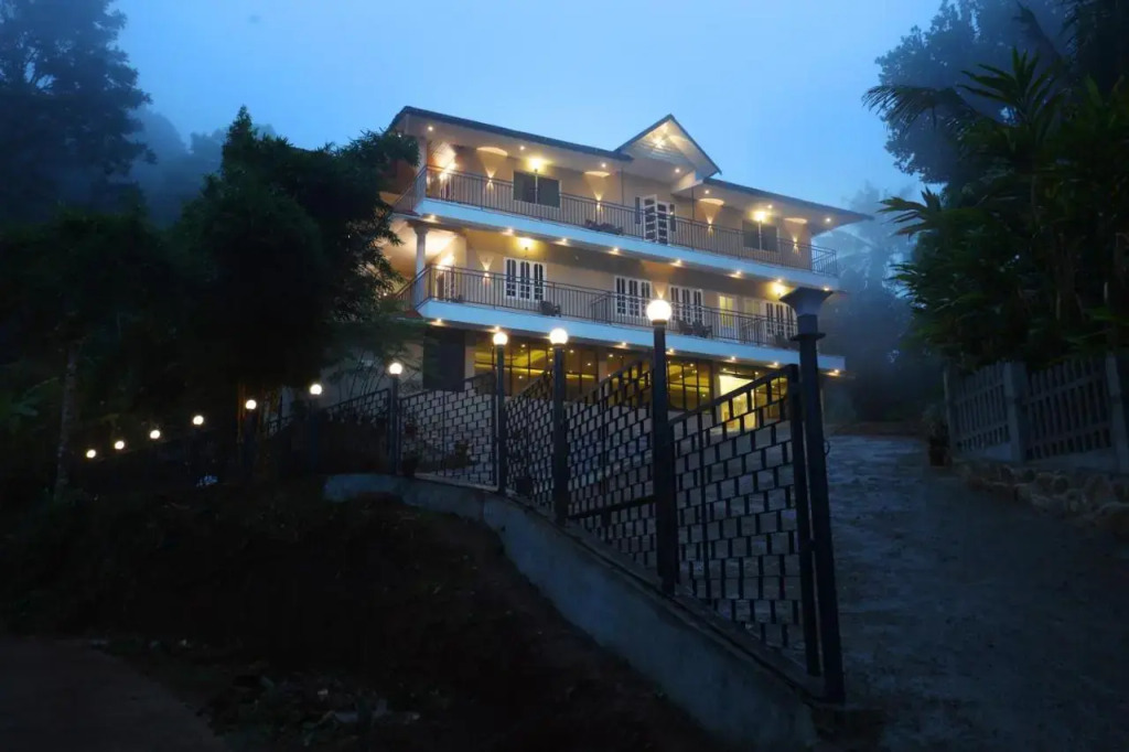 Casa Amari Plantaion Resort Munnar
