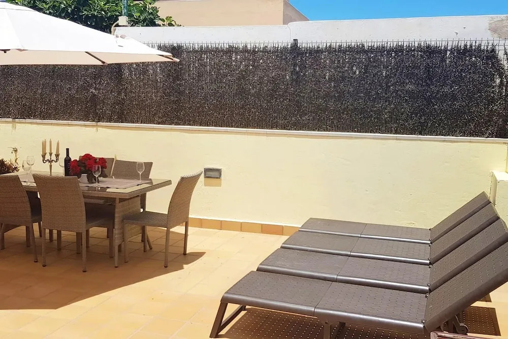 House With 2 Bedrooms in Corralejo, With Wonderful sea View, Shared Pool, Furnished Terrace