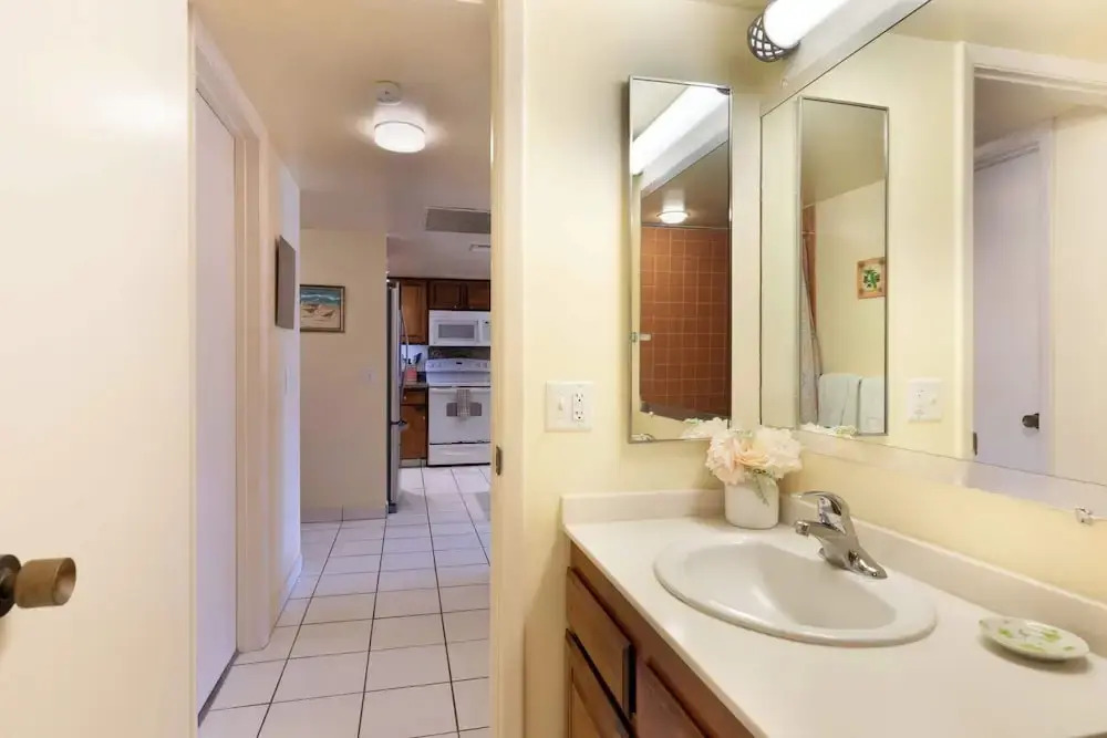 White Sands Village 214 Modern Condo for 4 w/ Enviable Ocean Views!
