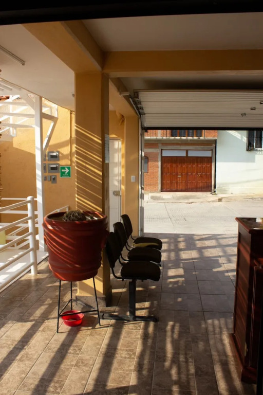 Casa LEONOR