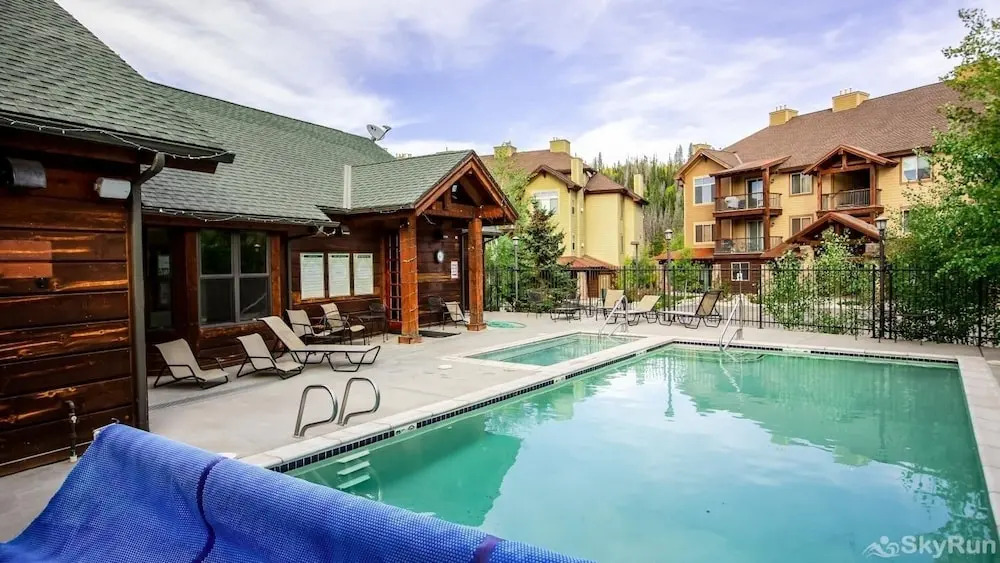 Trailhead Lodge One Bedroom 801 Condo by RedAwning