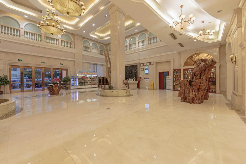 Vienna International Hotel Huizhou South Railway Station