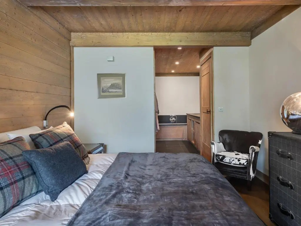Appartement Val-d'Isère, 5 pièces, 8 personnes - FR-1-567-37