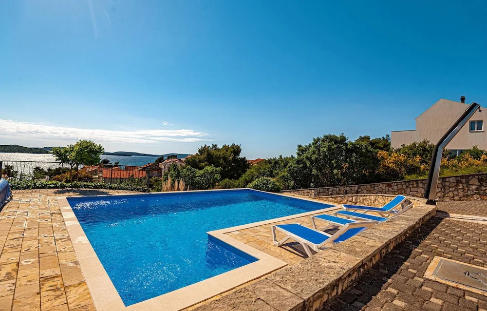 Beach Front Home In Zaboric