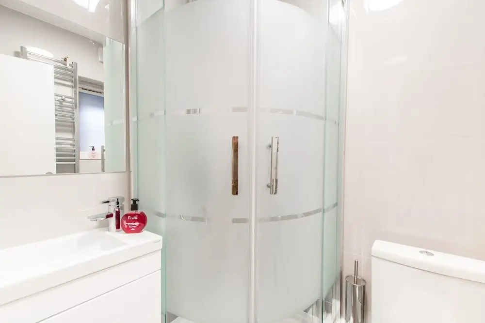 Luxury London Apartment 5-double rooms