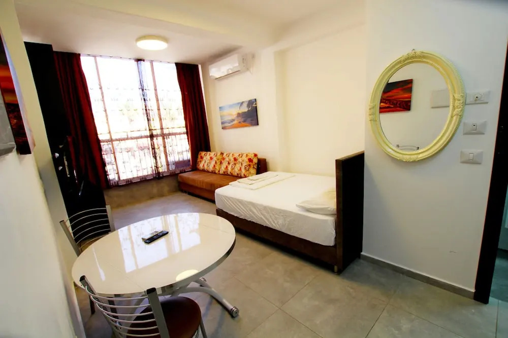 Arendalzrail Apartments - Rothschild 30