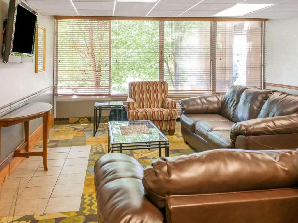 Quality Inn & Suites Lafayette I-65