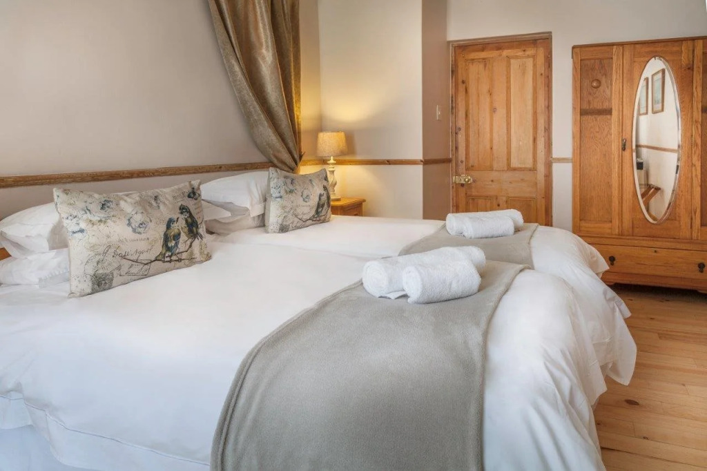 Avenues Guest House
