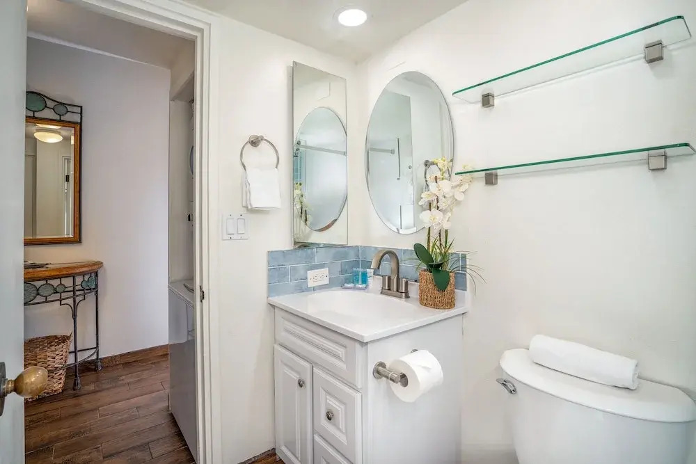 Kamaole Sands 7-405 - Stunning Renovation, Large Lanai, Ocean Views, Split AC!