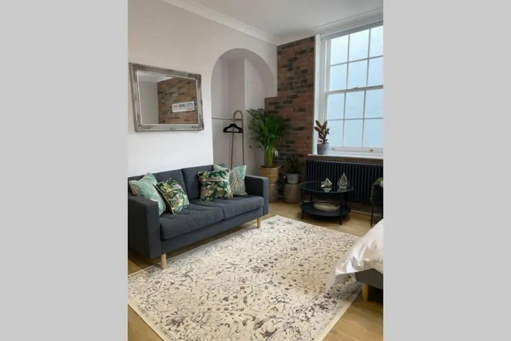 City Centre Entire Studio Apartment