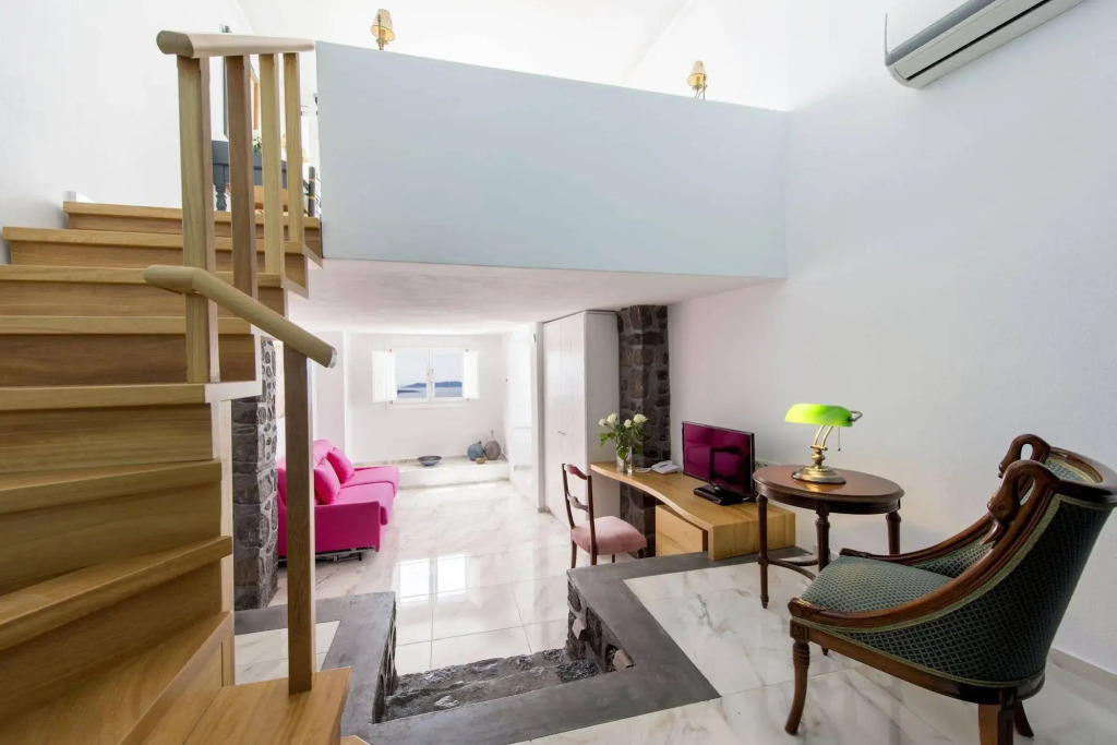 Villa Renos Hotel