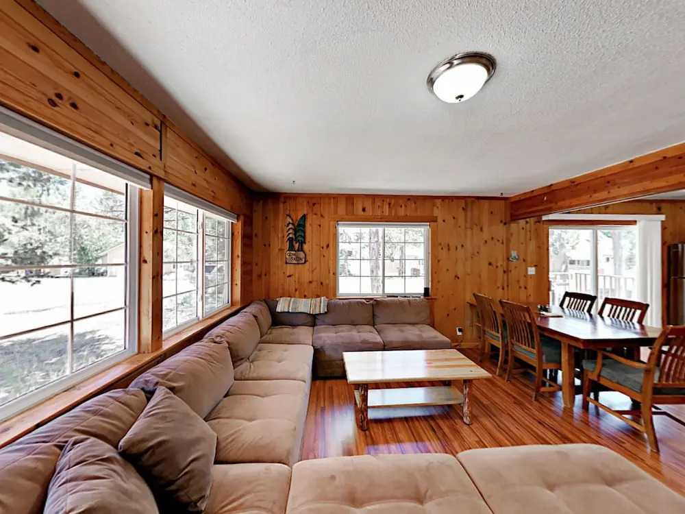 2641 Lipan Street Home 4 Bedrooms 3 Bathrooms Home