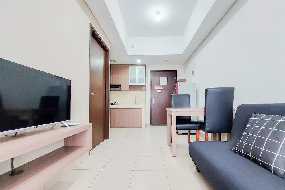 Warm And Comfort Design 1Br At Saveria Bsd City Apartment