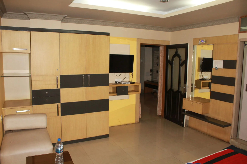 Transit Inn Guest House