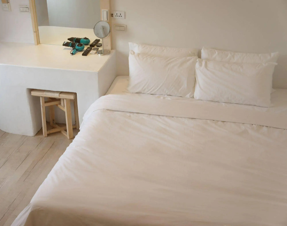 White&Light B&B