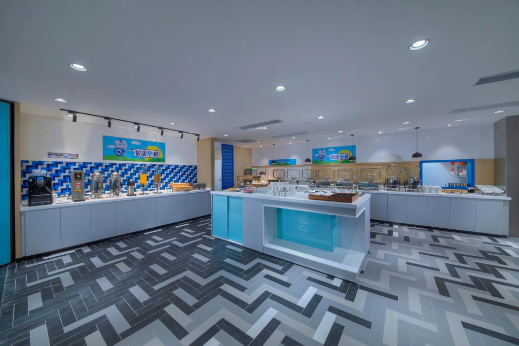 Holiday Inn Express Shanghai Jinshan by IHG