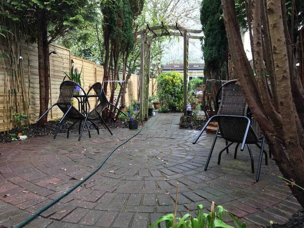 Double bedroom near Heathrow