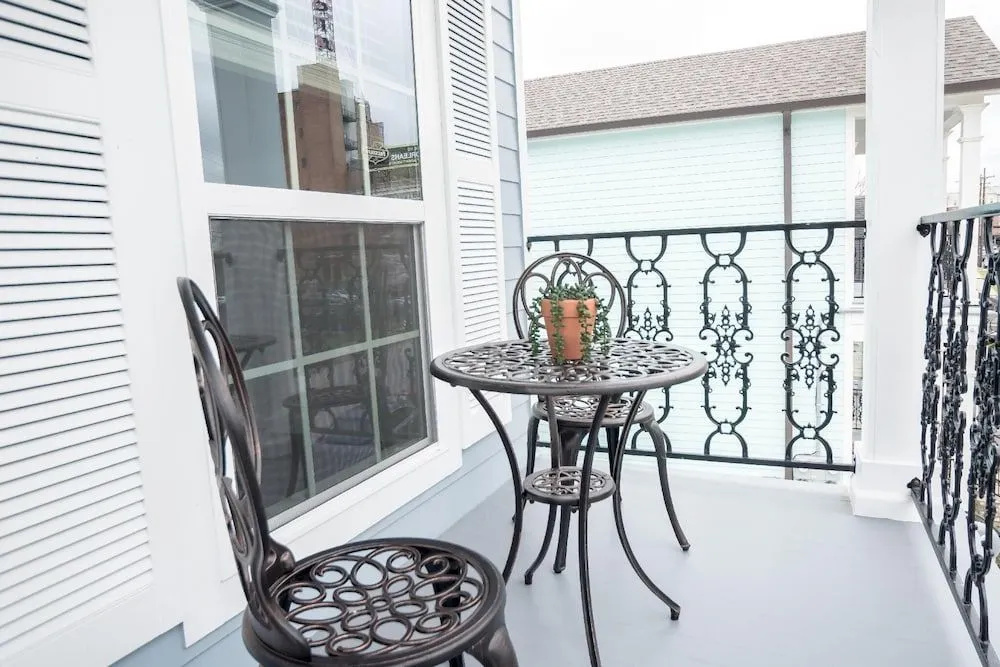 Gorgeous Home Near Streetcar & French Quarter!