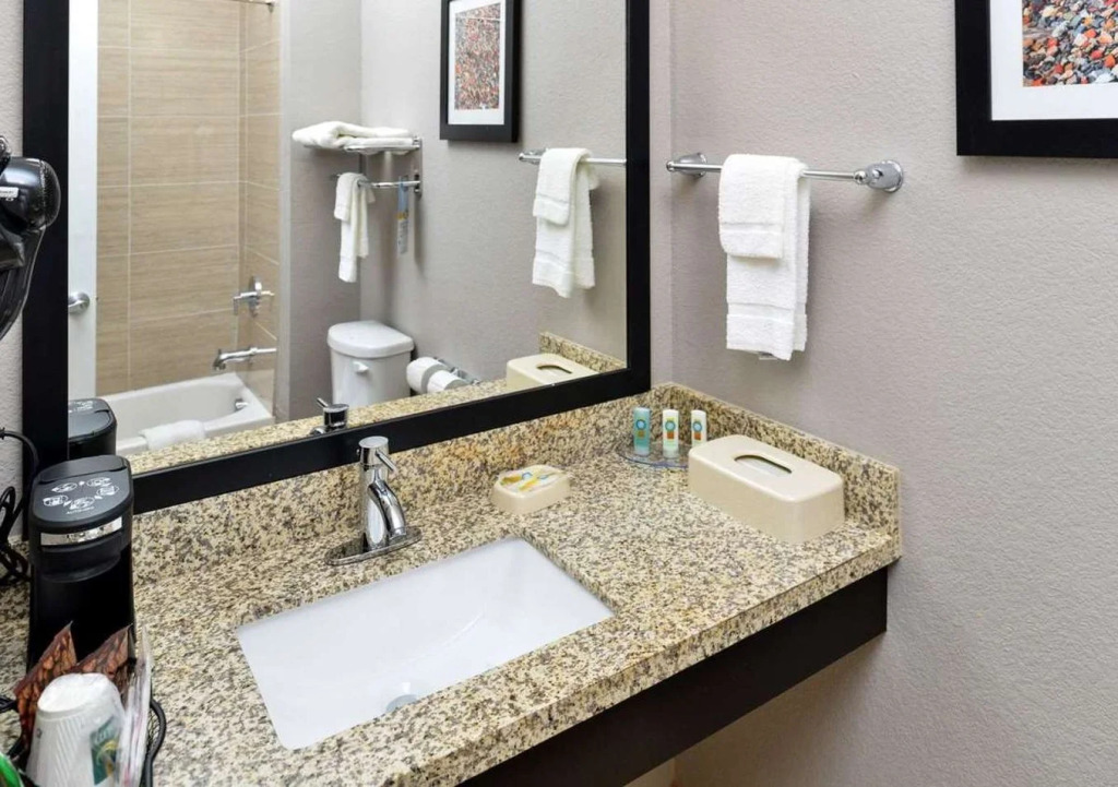 Quality Inn Suites Cotulla